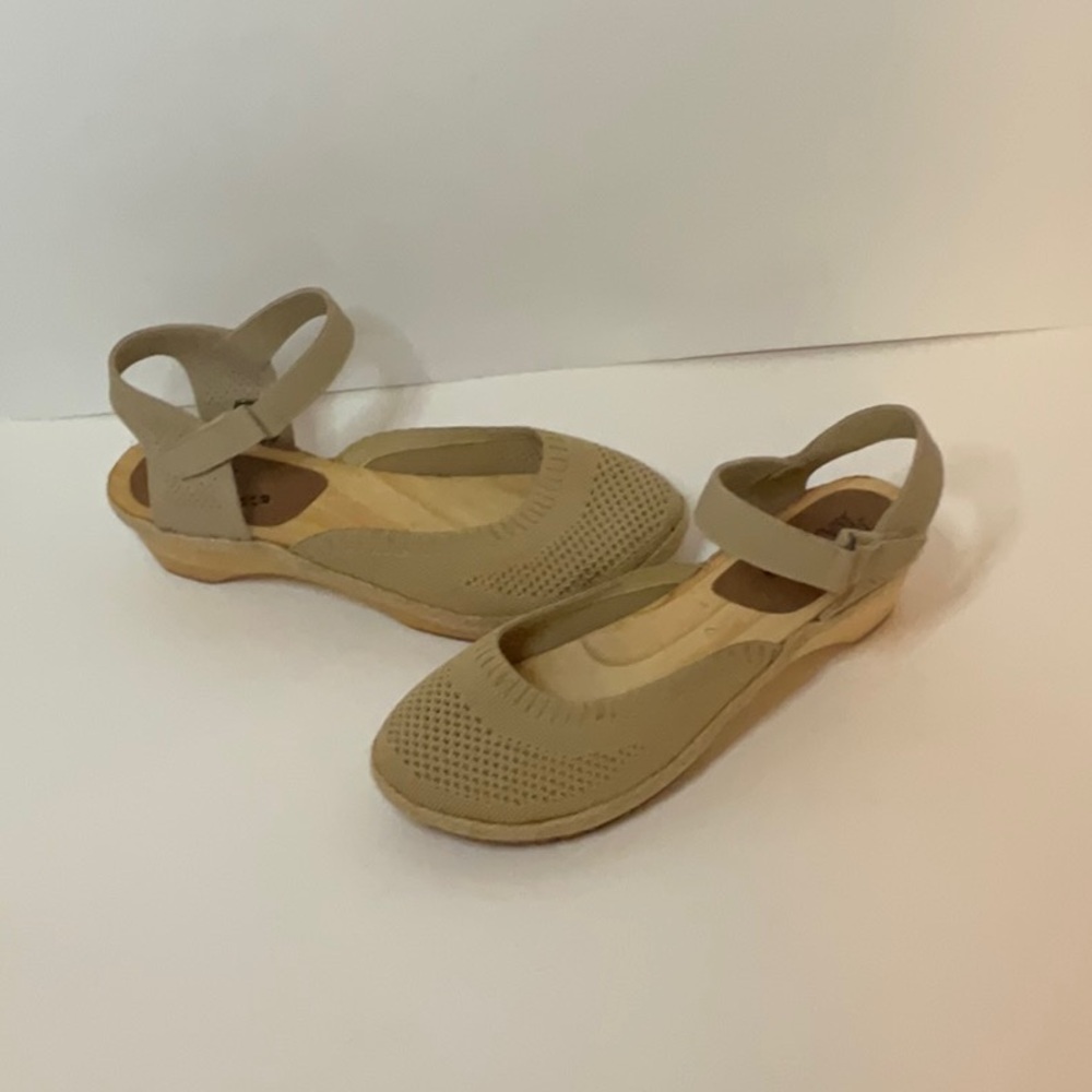 Jack & Bard Cream Castine Knit Mary Jane Wood Shoes Clogs Size 39 US 8.5 New